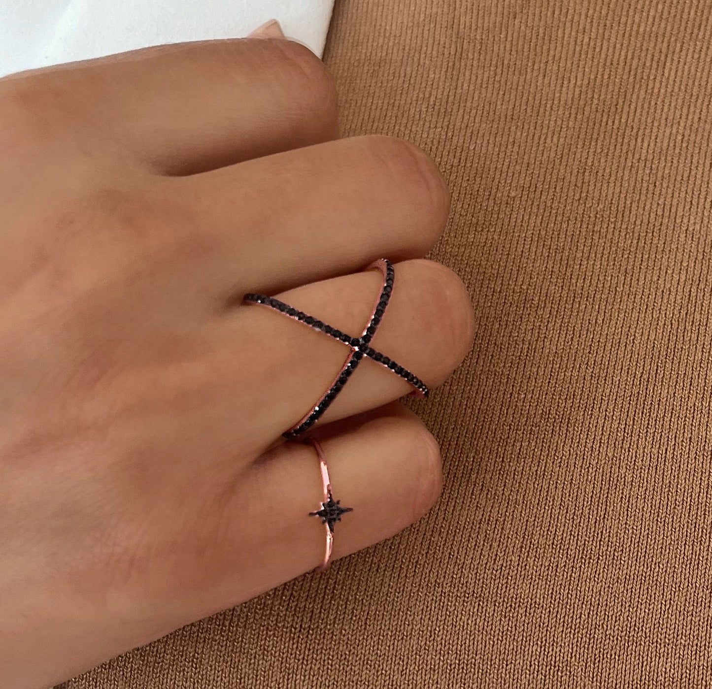 Ring Les Divines