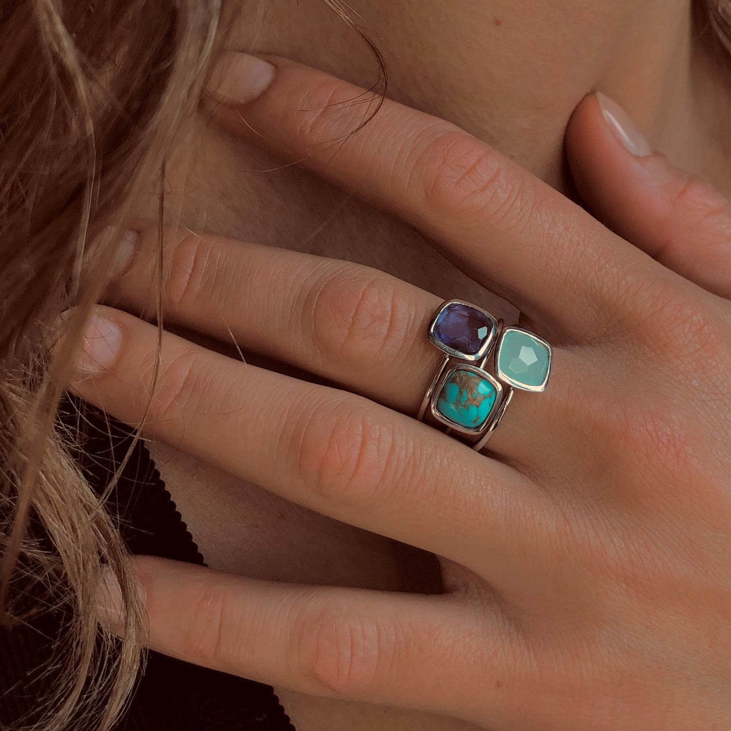 Composition of Les Divines rings