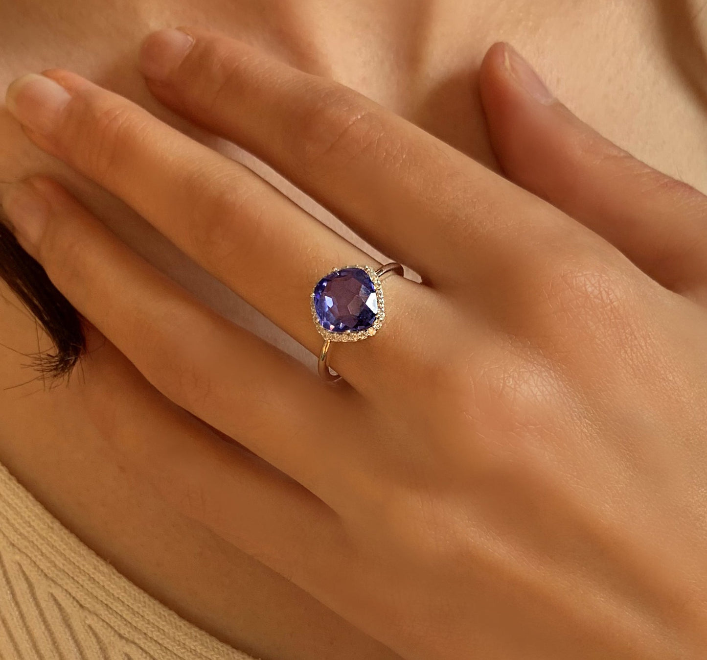 Ring Les Divines