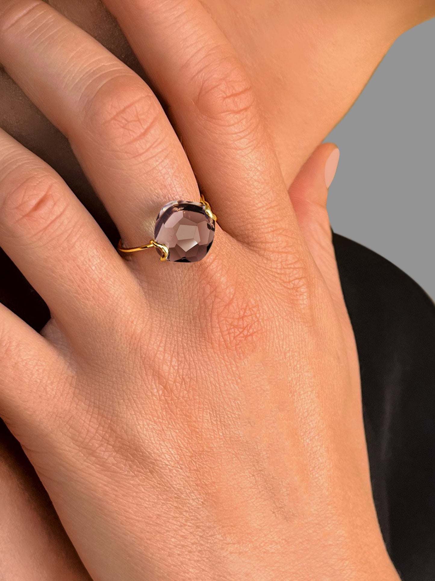 Ring Les Divines