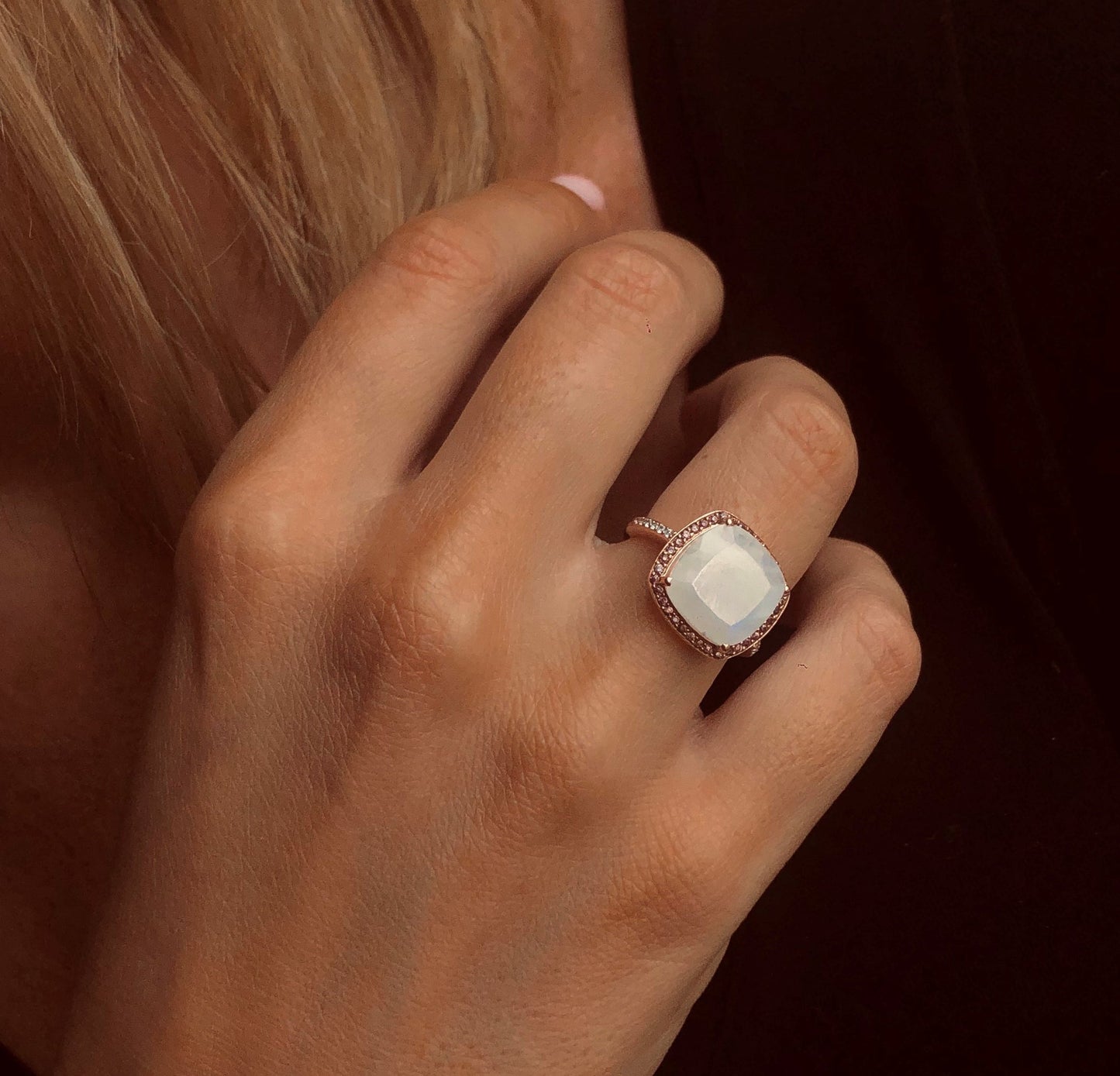 Ring Les Divines