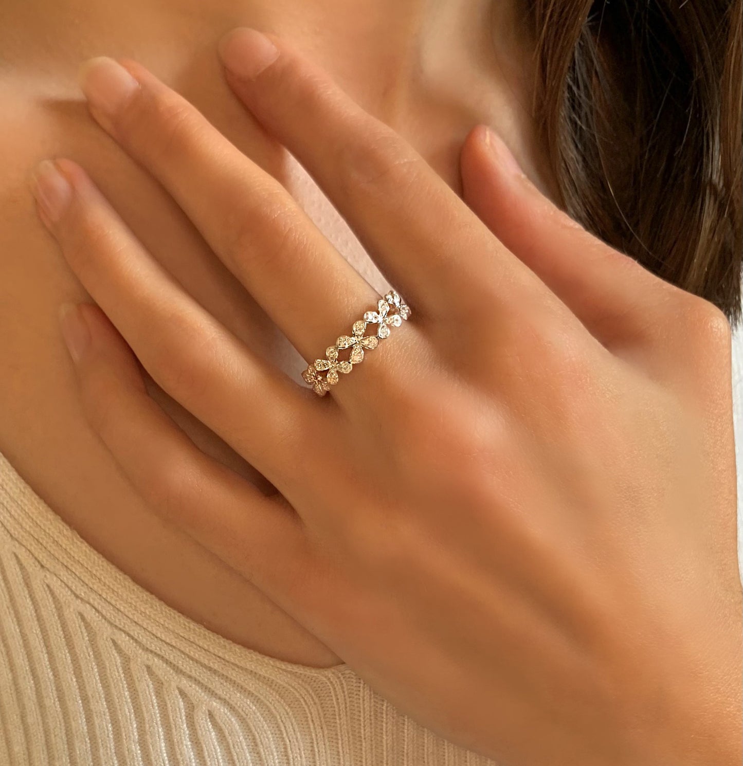 Ring Les Divines