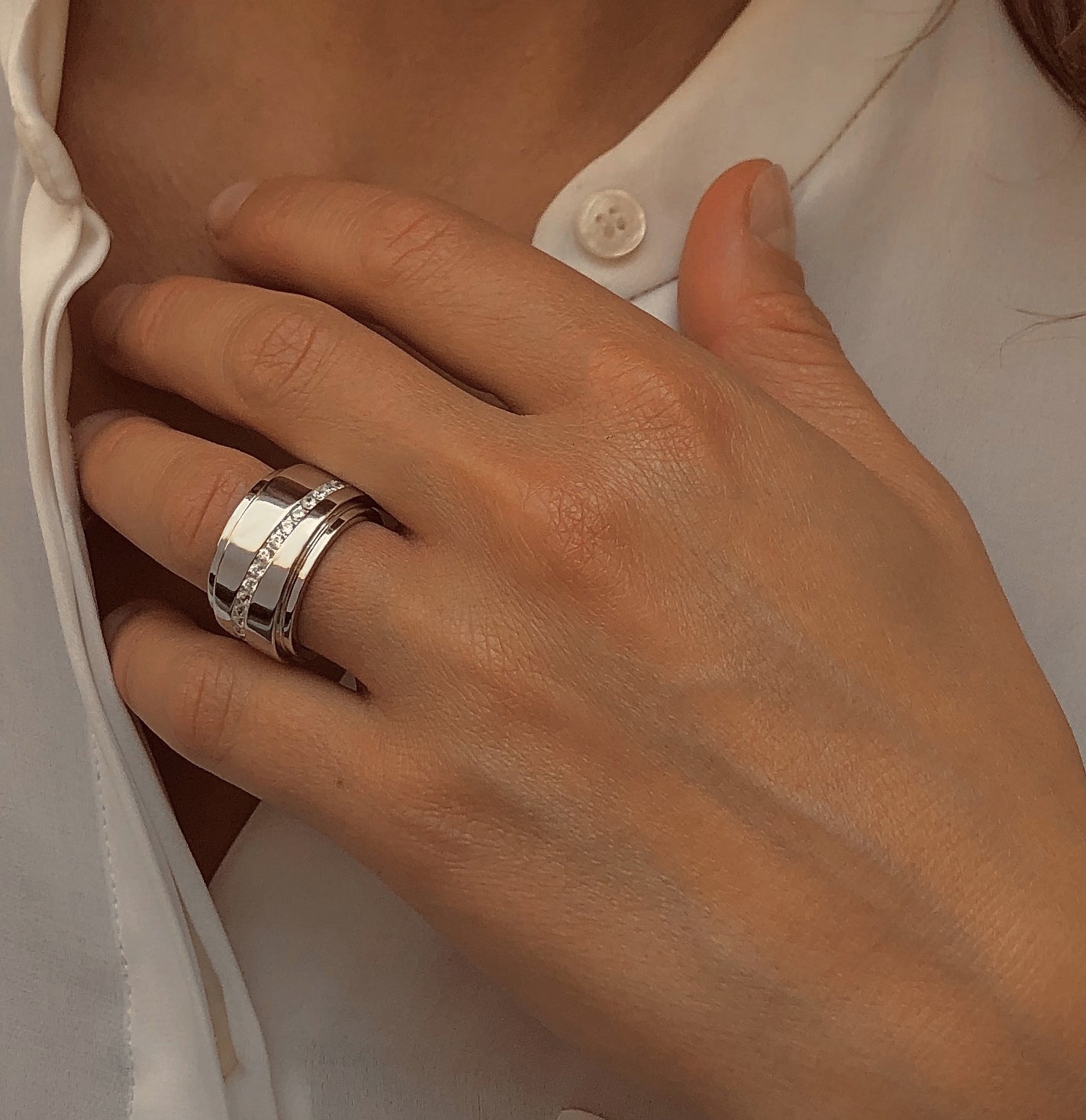 Ring Les Divines