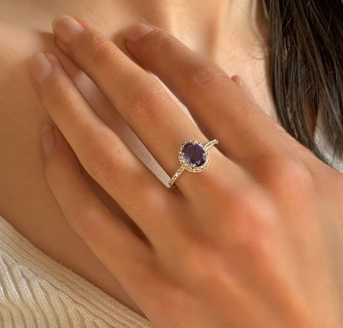 Ring Les Divines