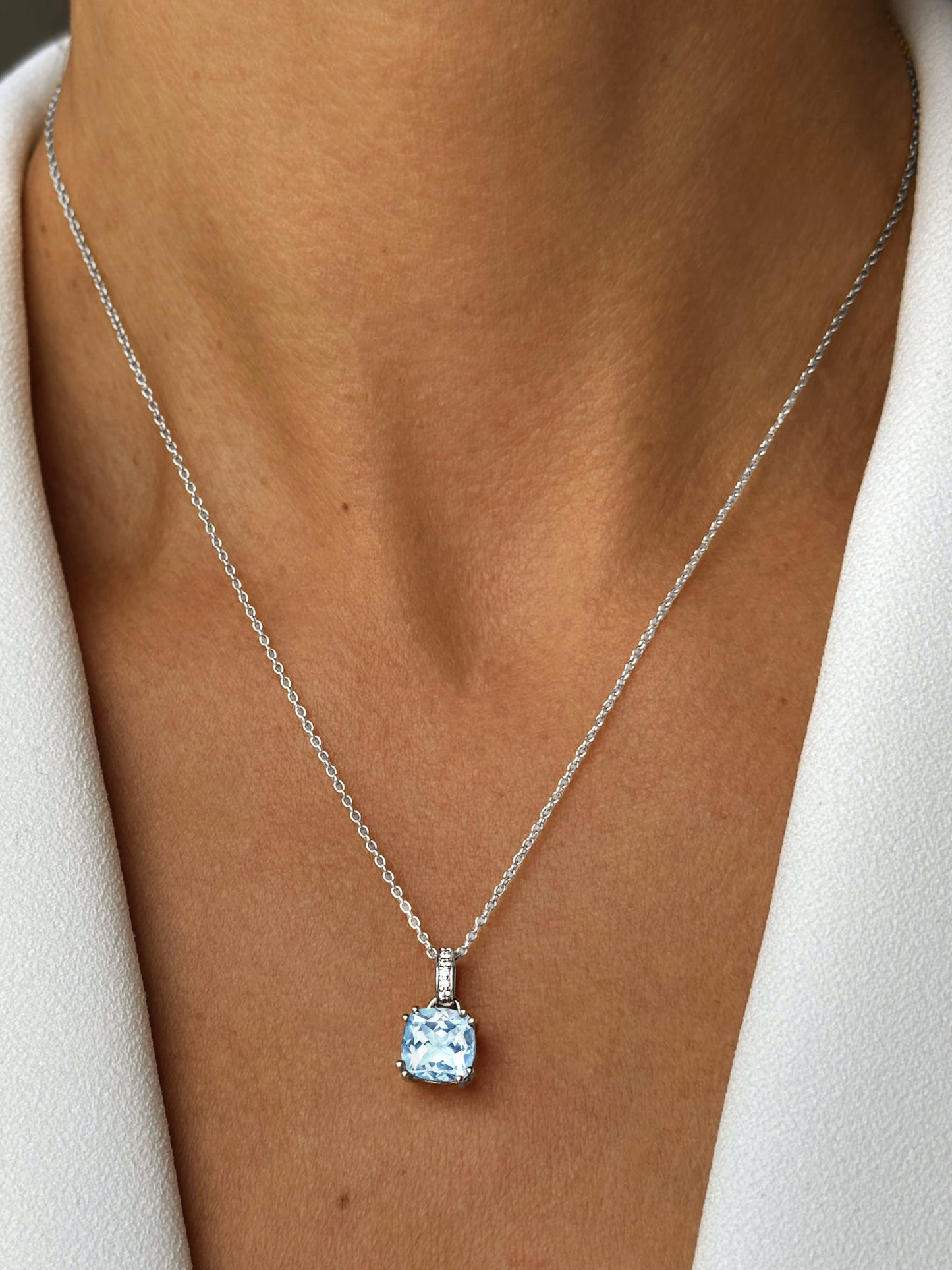 Necklace Les Divines