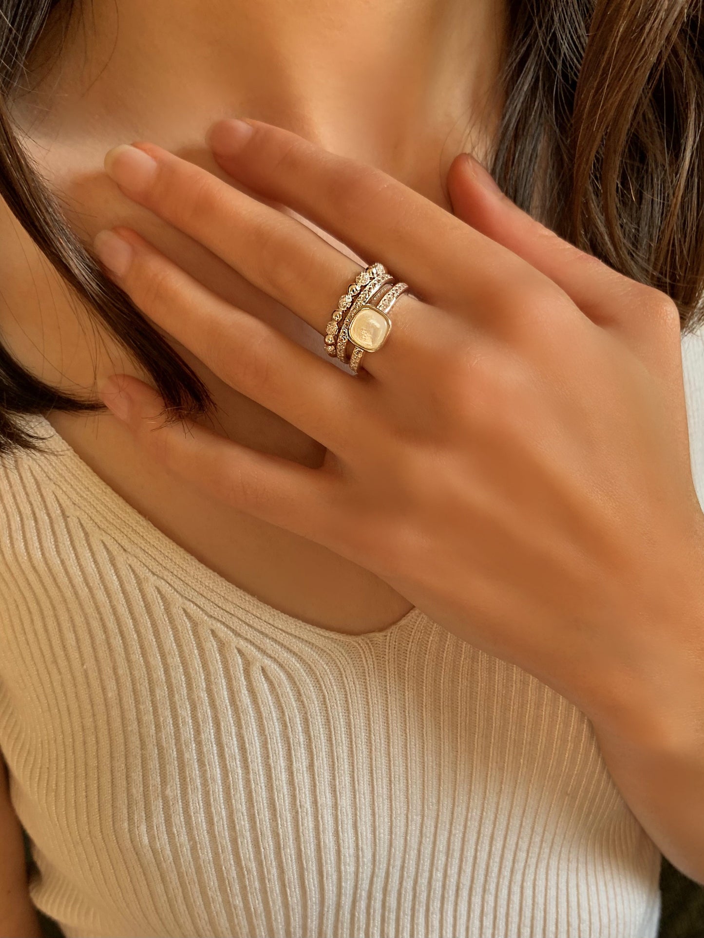 Composition of Les Divines rings